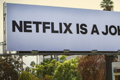 Netflix寻求收购户外广告牌公司，报价超过 3 亿美元