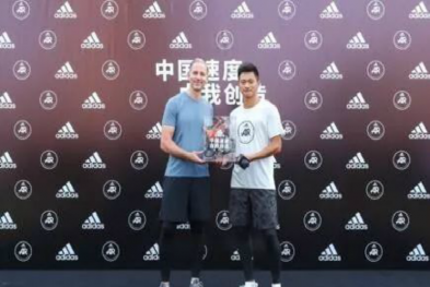 阿迪达斯宣布短跑运动员谢震业成为其品牌代言人